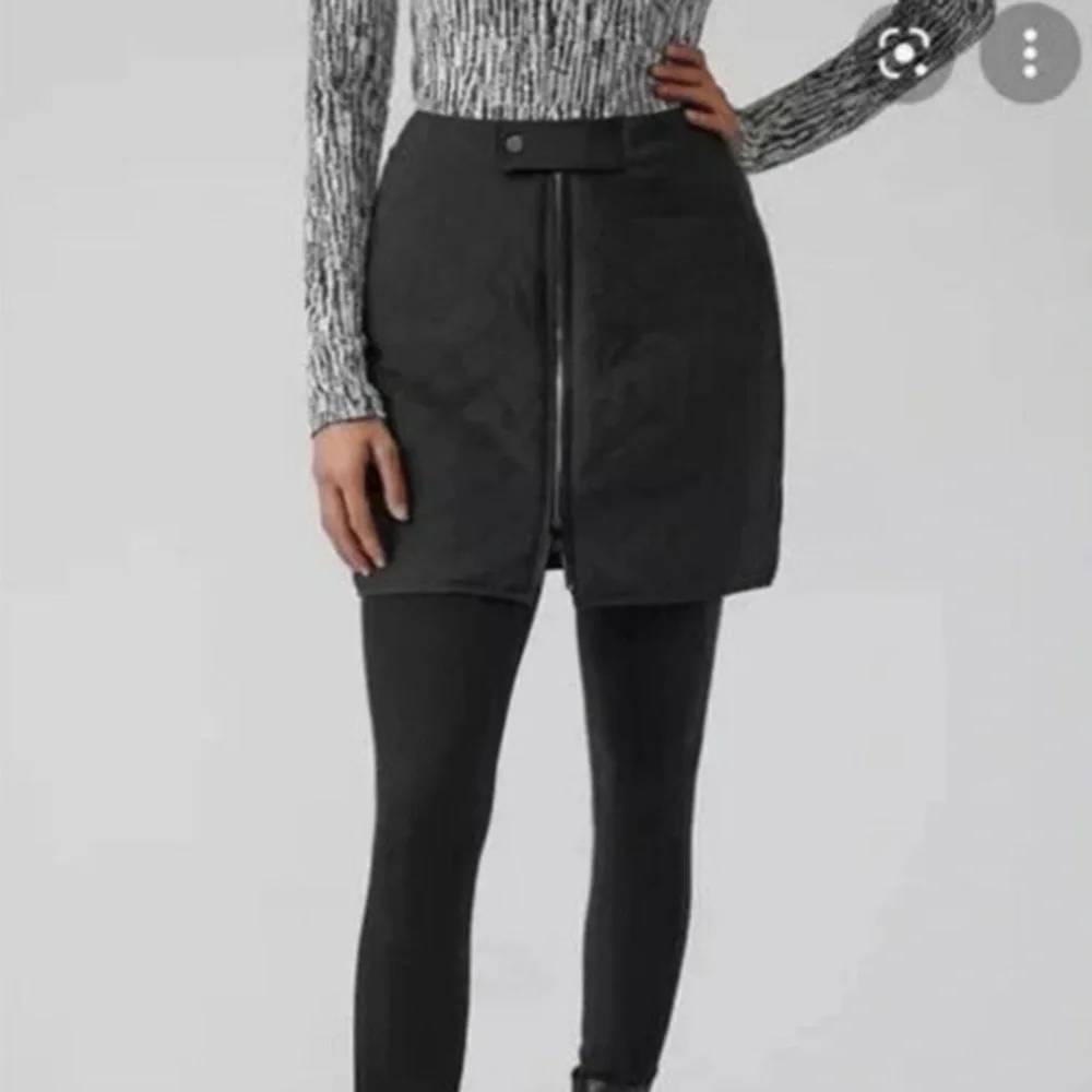 Athleta Apres Ski Quilted Skirt - Picture 4 of 6